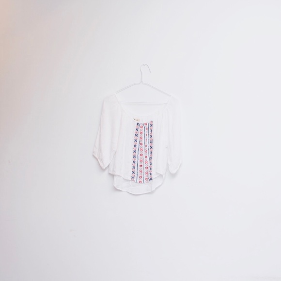 Hollister Embroidered Cropped Blouse - Picture 1 of 1